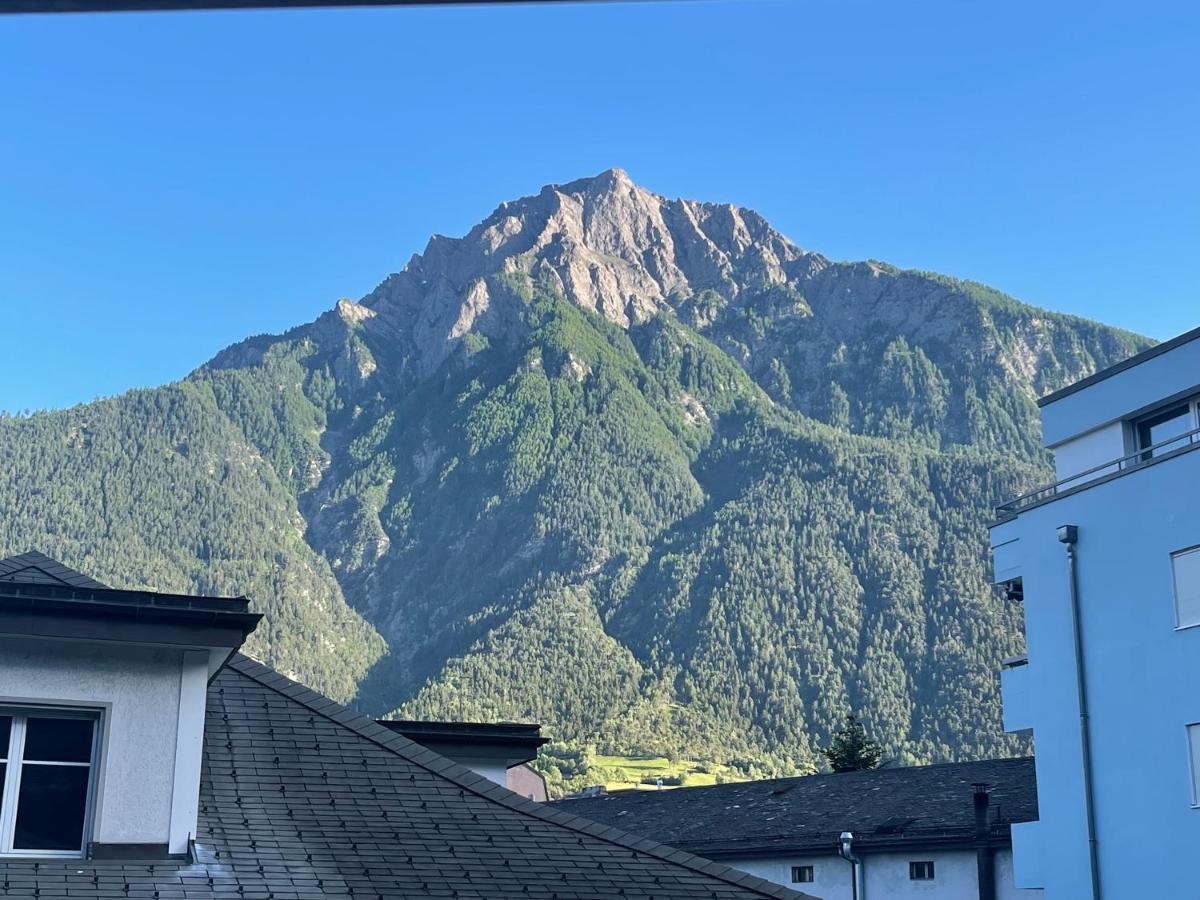 Brig City Mountain View Екстериор снимка